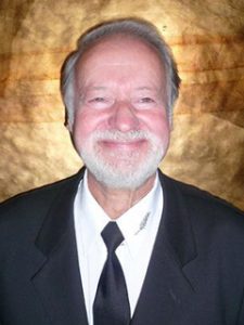 Ulrich Sagenschneider - Bestattungshelfer